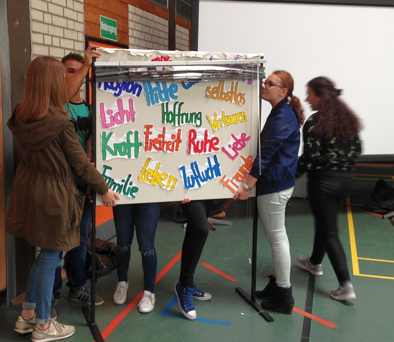 675Jahre Luenen Installation