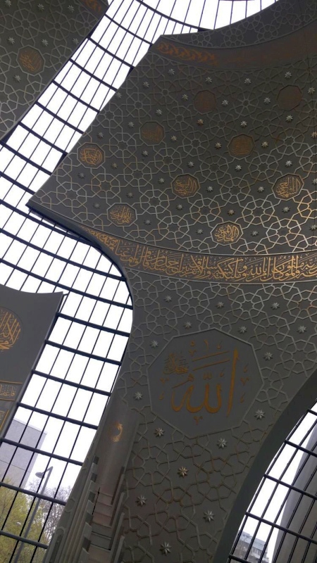 KoelnerDom und ZentralmoscheeNo01