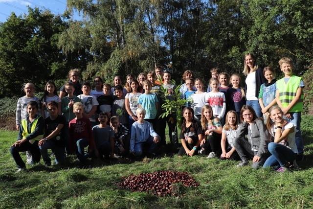 1819BaumpflanzungNo04